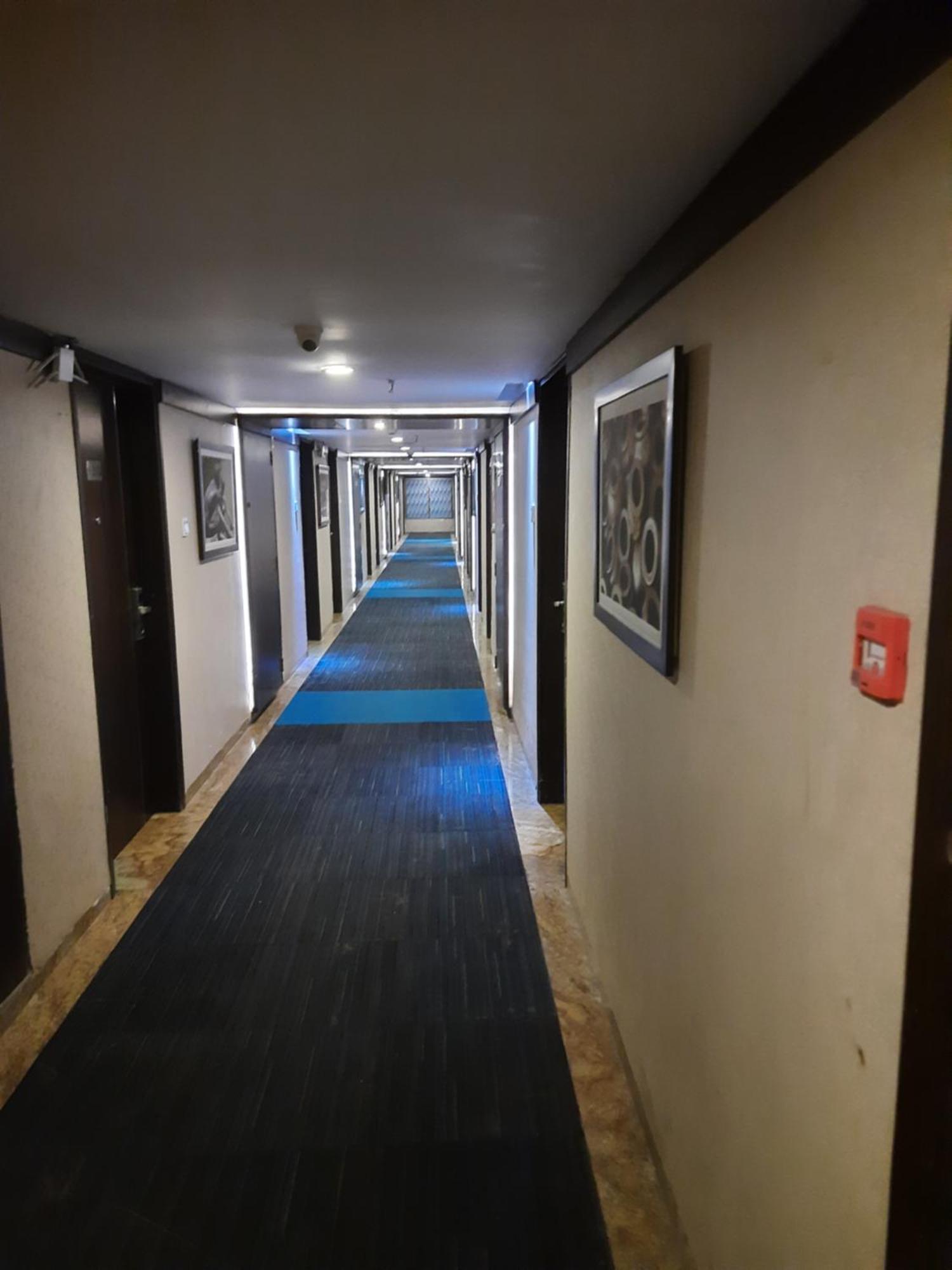Hotel Lxia Hinjewadi - Indian Nationals Only Pimpri-Chinchwad Extérieur photo